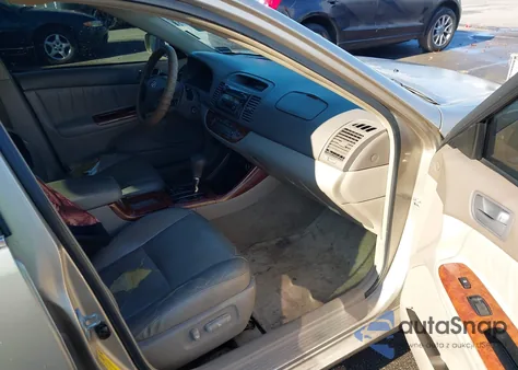 2004 Toyota Camry Xle from USA, damaged, VIN 4T1BE30K74U800852